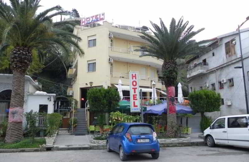 Hotel Alpine Влёра Экстерьер фото